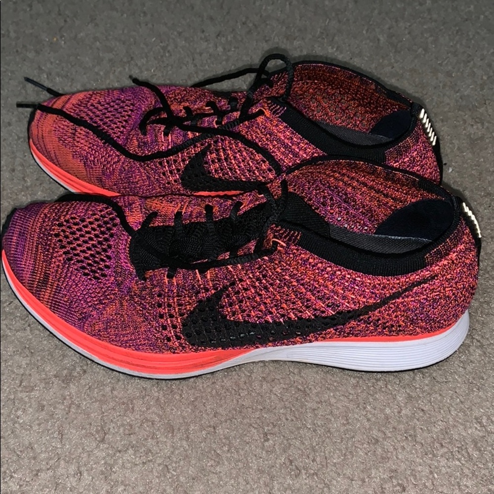 Nike Flyknit Racer’s